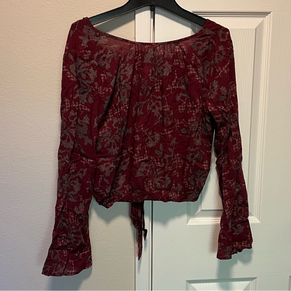 NWT Cute Pattern Long Sleeve Top - Picture 2 of 10